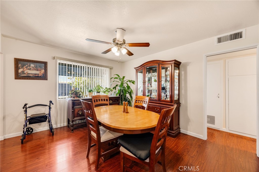 28984 E Worcester