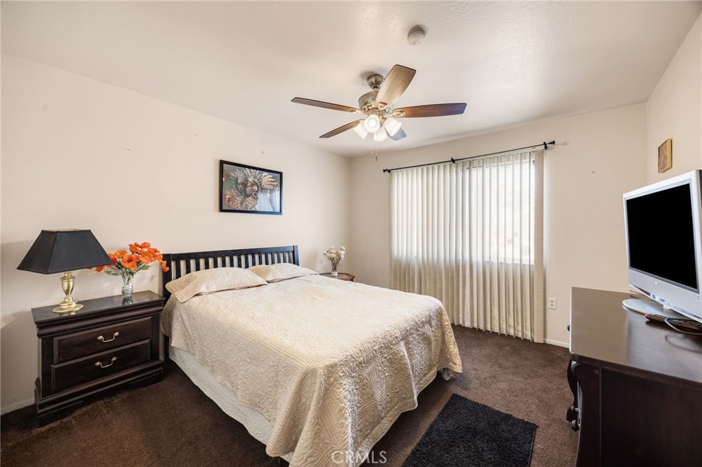 28984 E Worcester