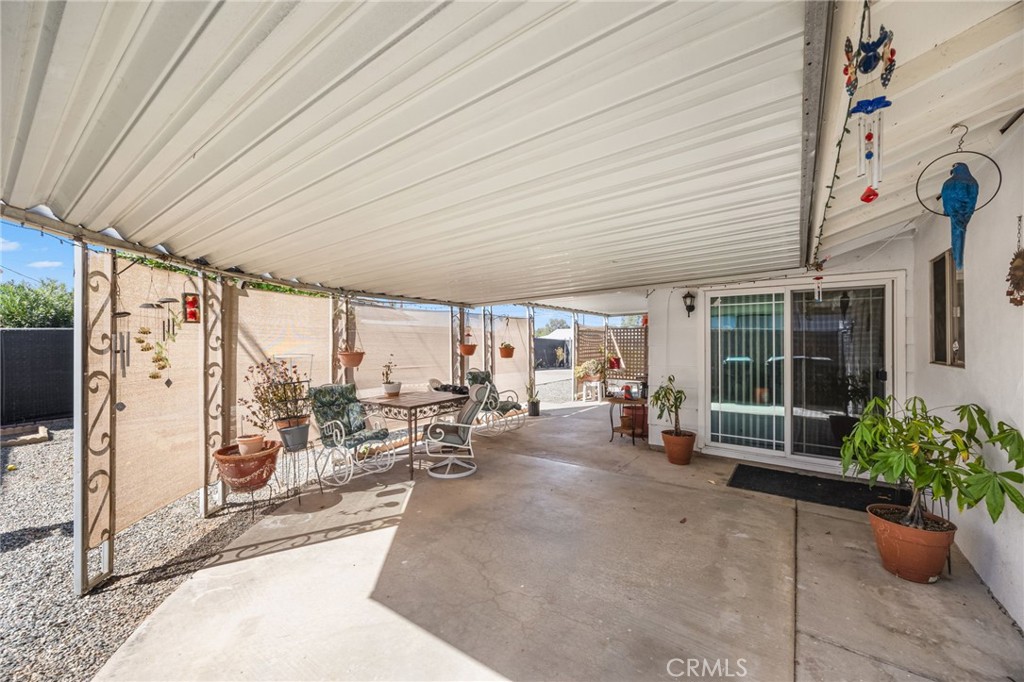 28984 E Worcester