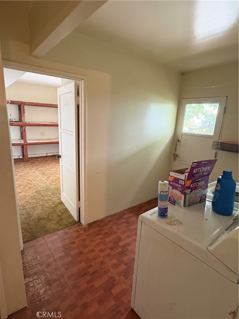819 Perry Avenue