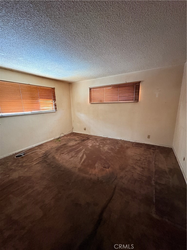 819 Perry Avenue