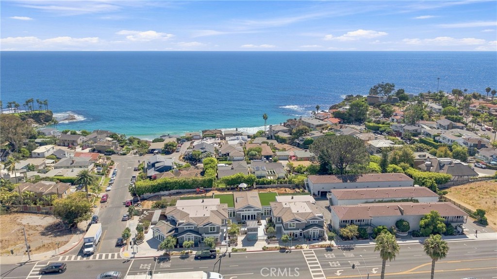 1373 N Coast Highway