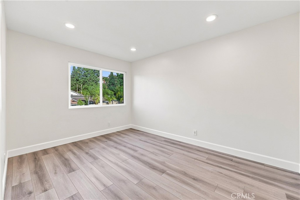 991 S Park Rim Circle