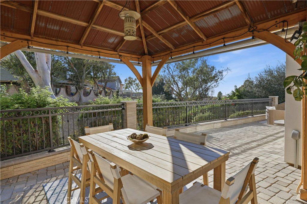991 S Park Rim Circle