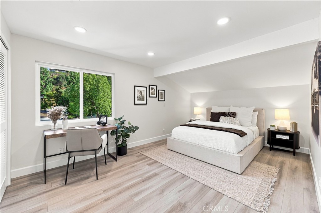 991 S Park Rim Circle