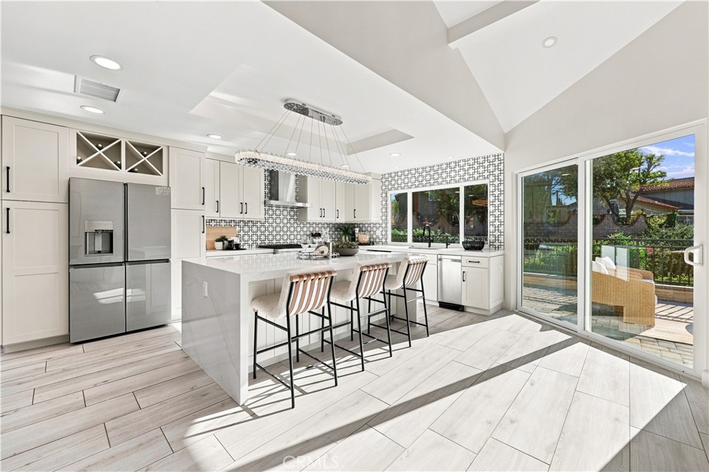 991 S Park Rim Circle