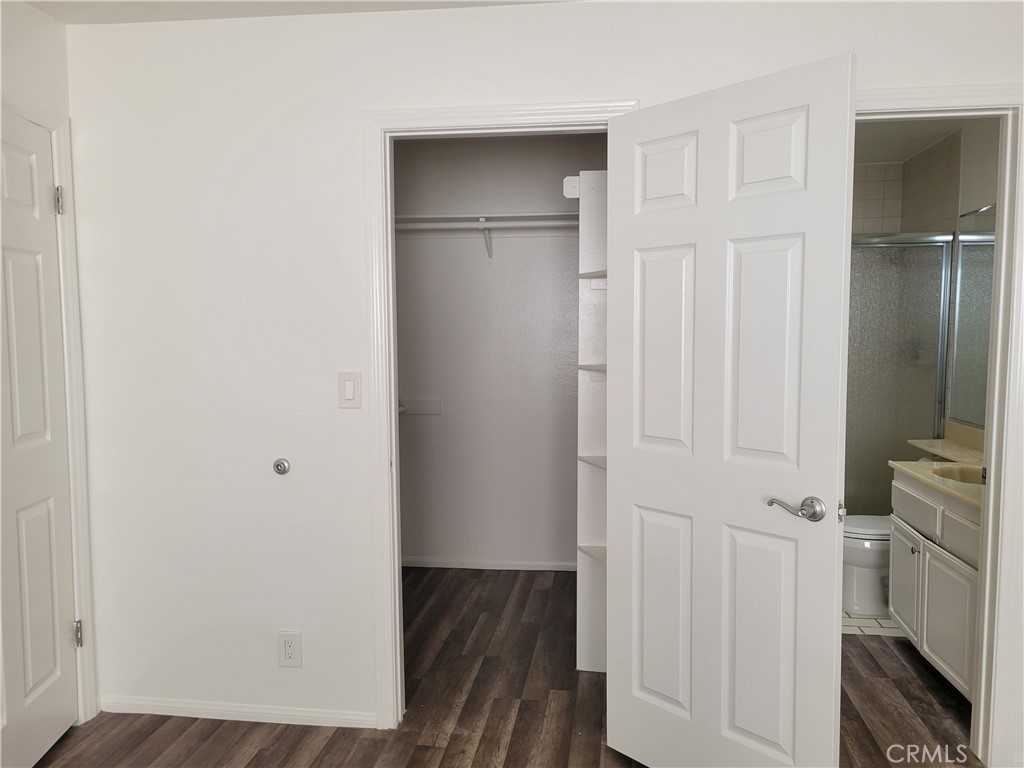 923 E Ocean Boulevard 7