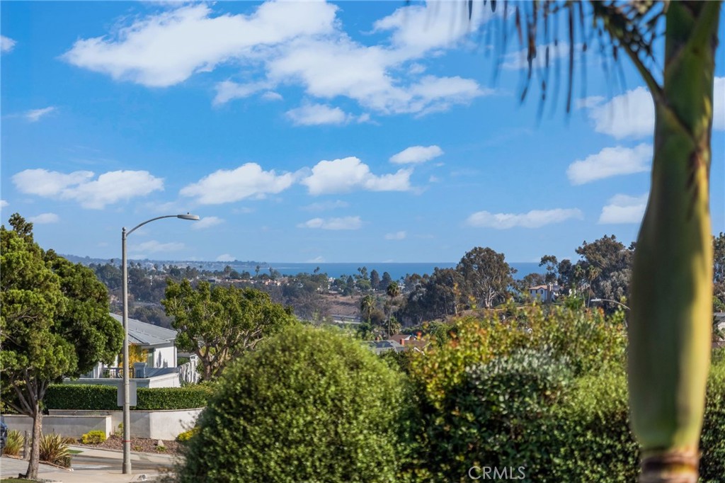 33261 Ocean Hill