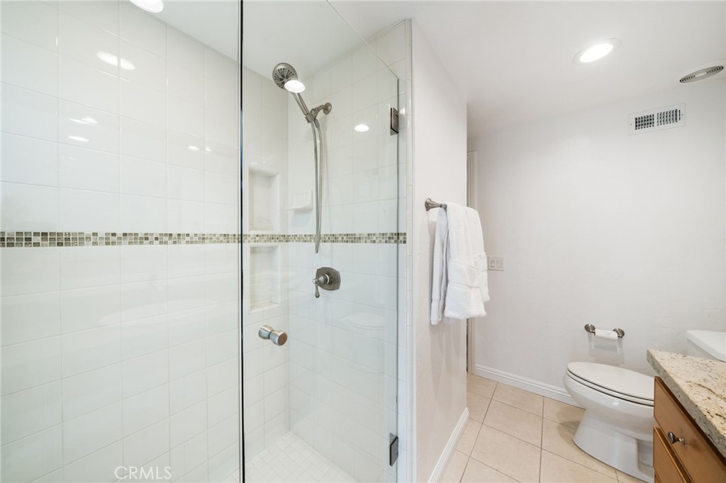 33261 Ocean Hill