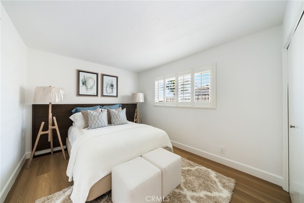 33261 Ocean Hill