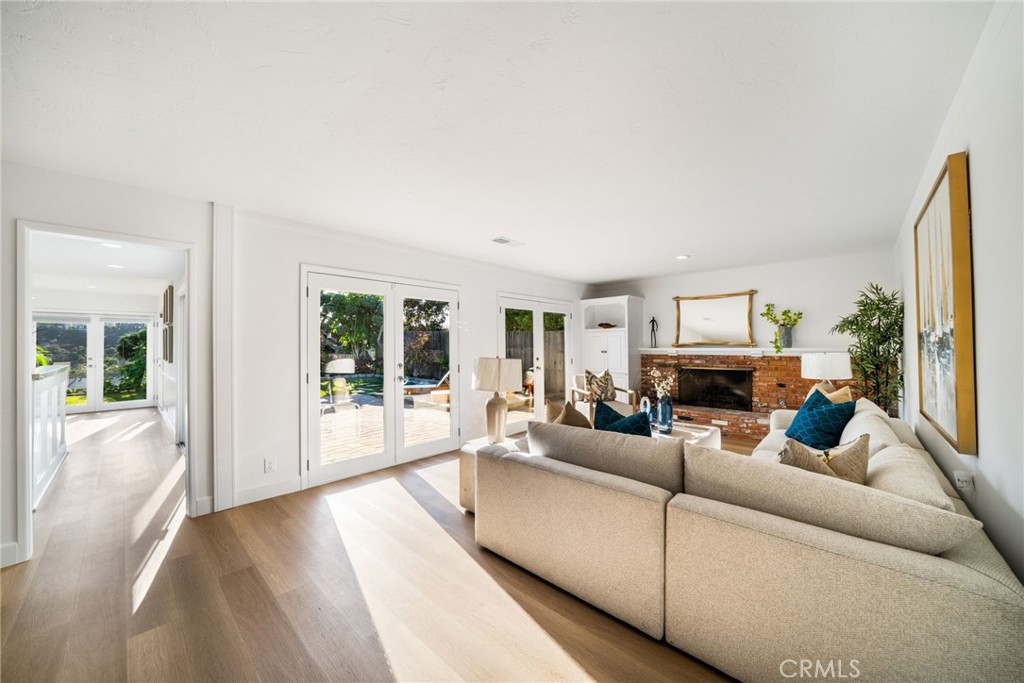33261 Ocean Hill