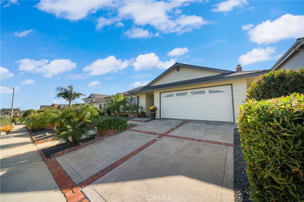 33261 Ocean Hill