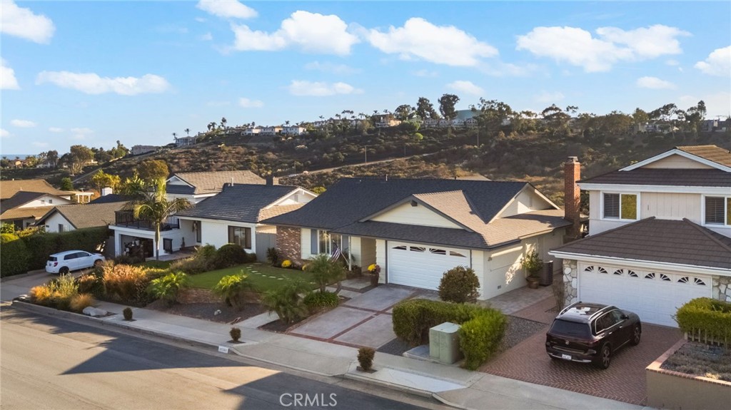 33261 Ocean Hill