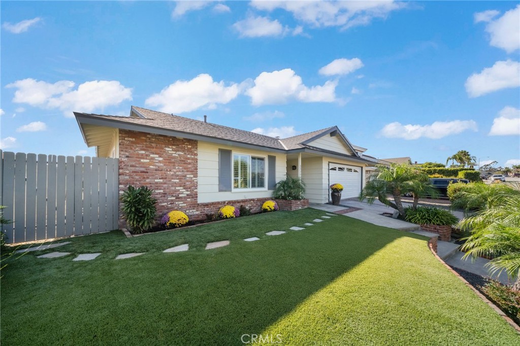 33261 Ocean Hill