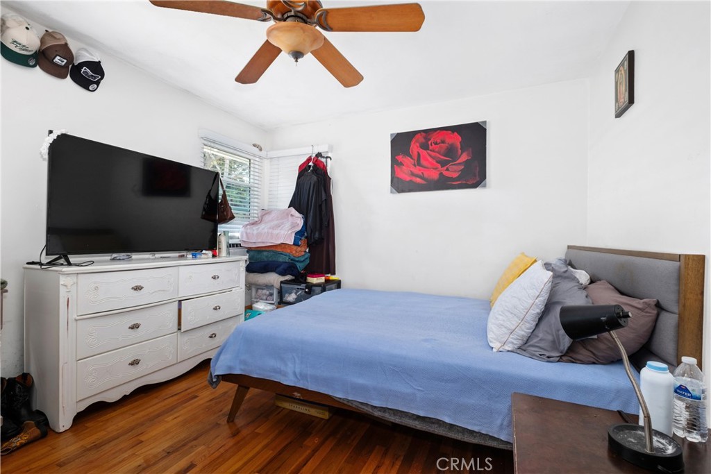 213 Avenida Granada
