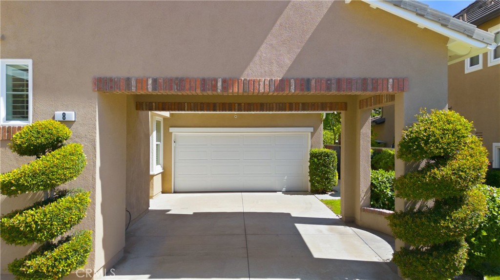 8 Sutherland Drive