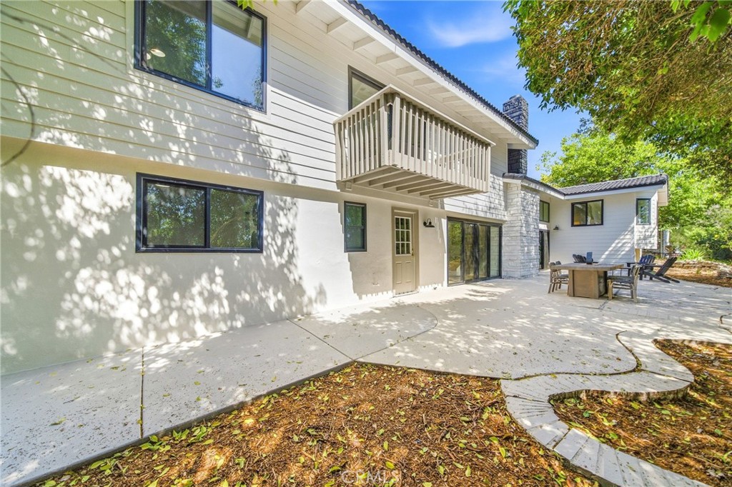 2973 Lakeview Way