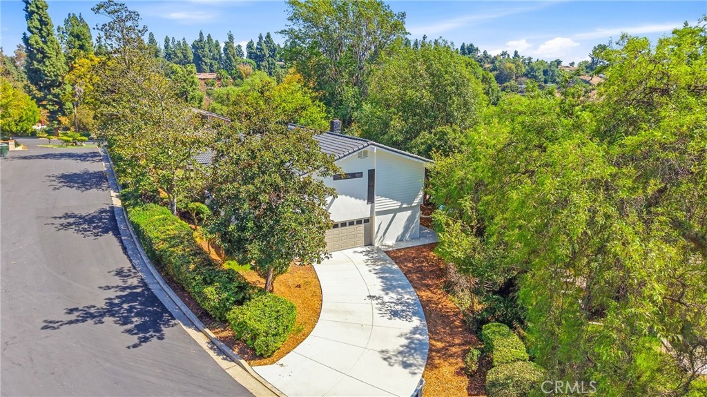 2973 Lakeview Way