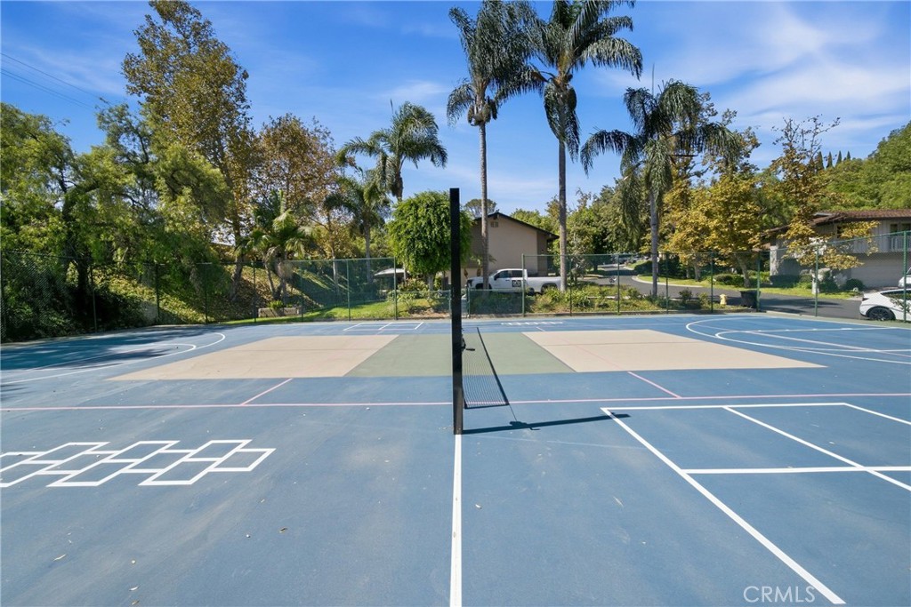 2973 Lakeview Way