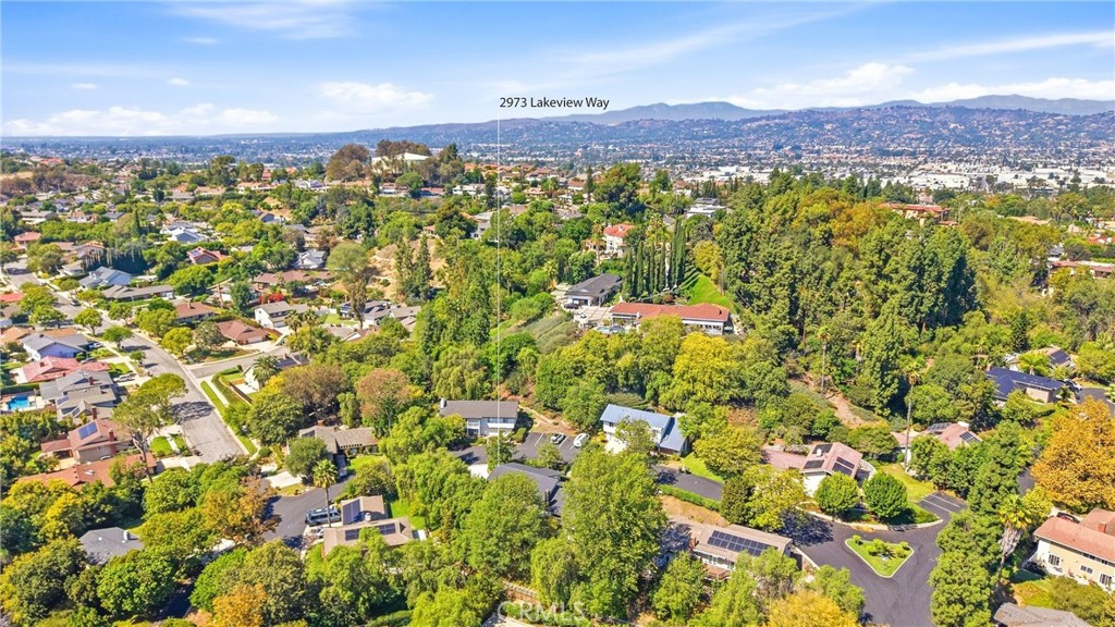 2973 Lakeview Way