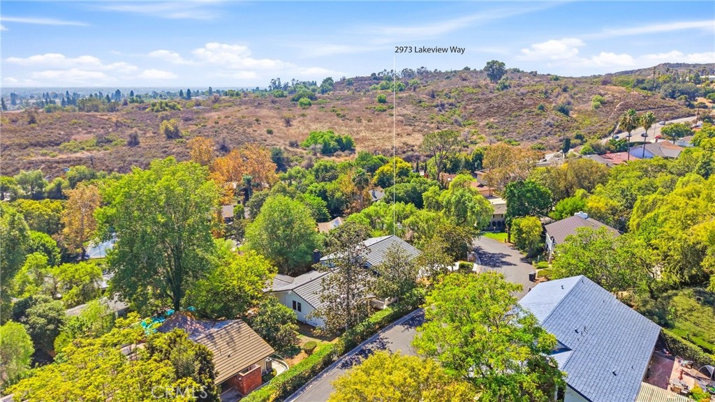 2973 Lakeview Way
