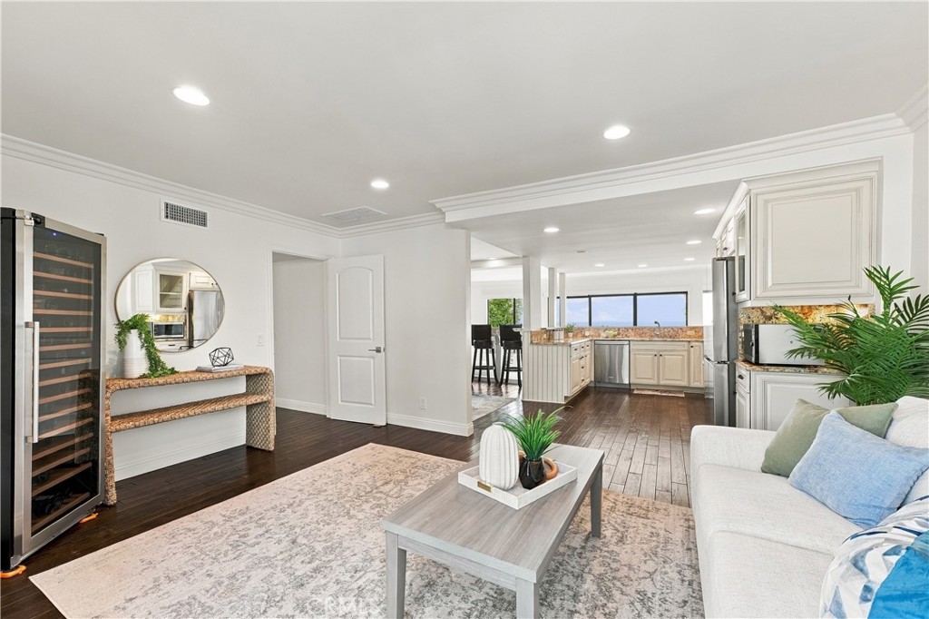23 Encore Court