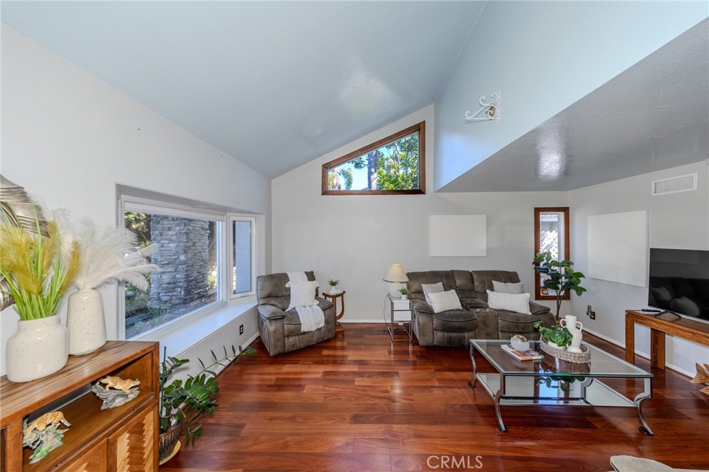8712 Mossford Dr.