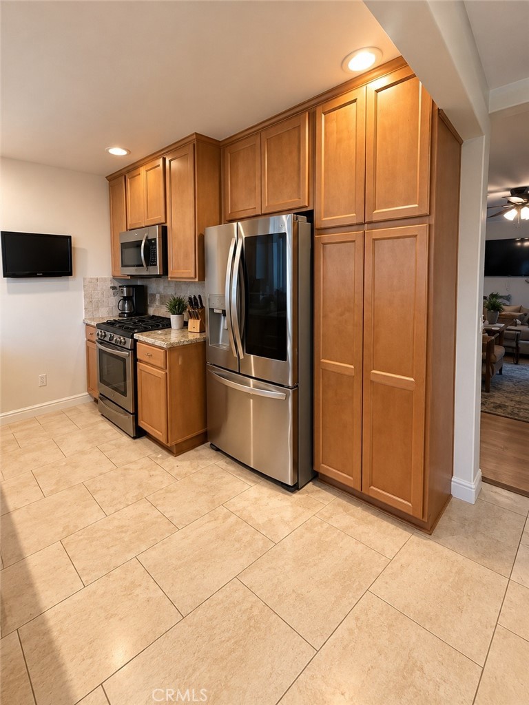 26905 Avenida Las Palmas