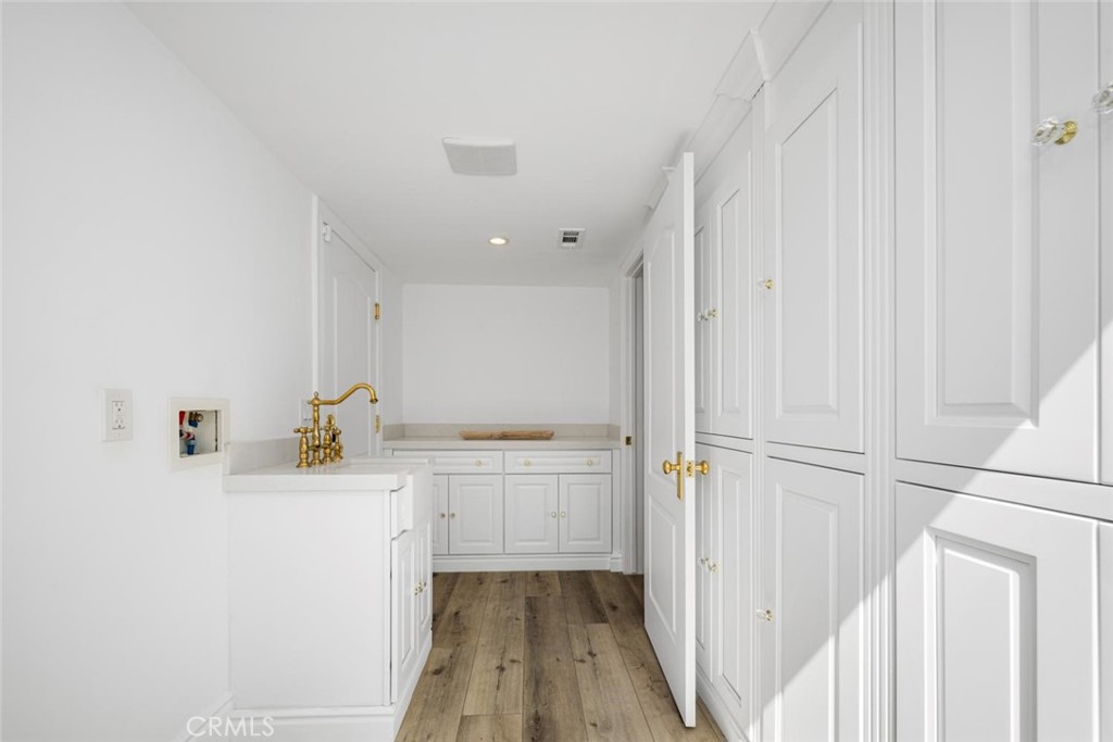 25441 Marina Circle