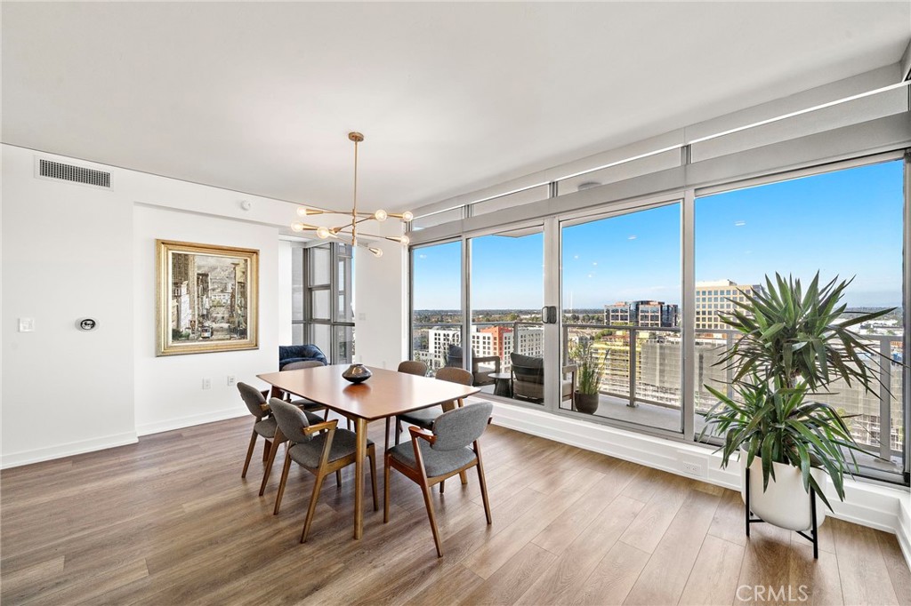 9 MacArthur Place 1402