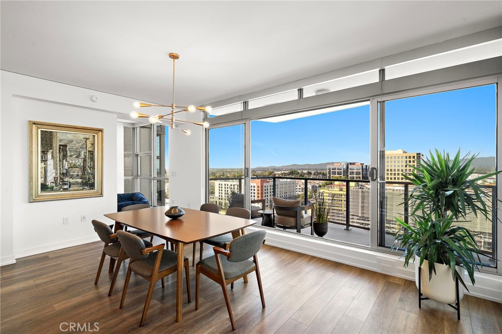 9 MacArthur Place 1402