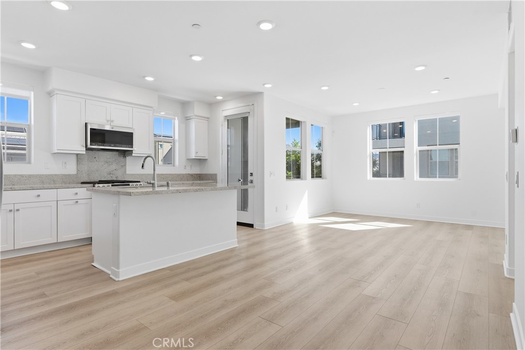 1301 Lasso Way 201