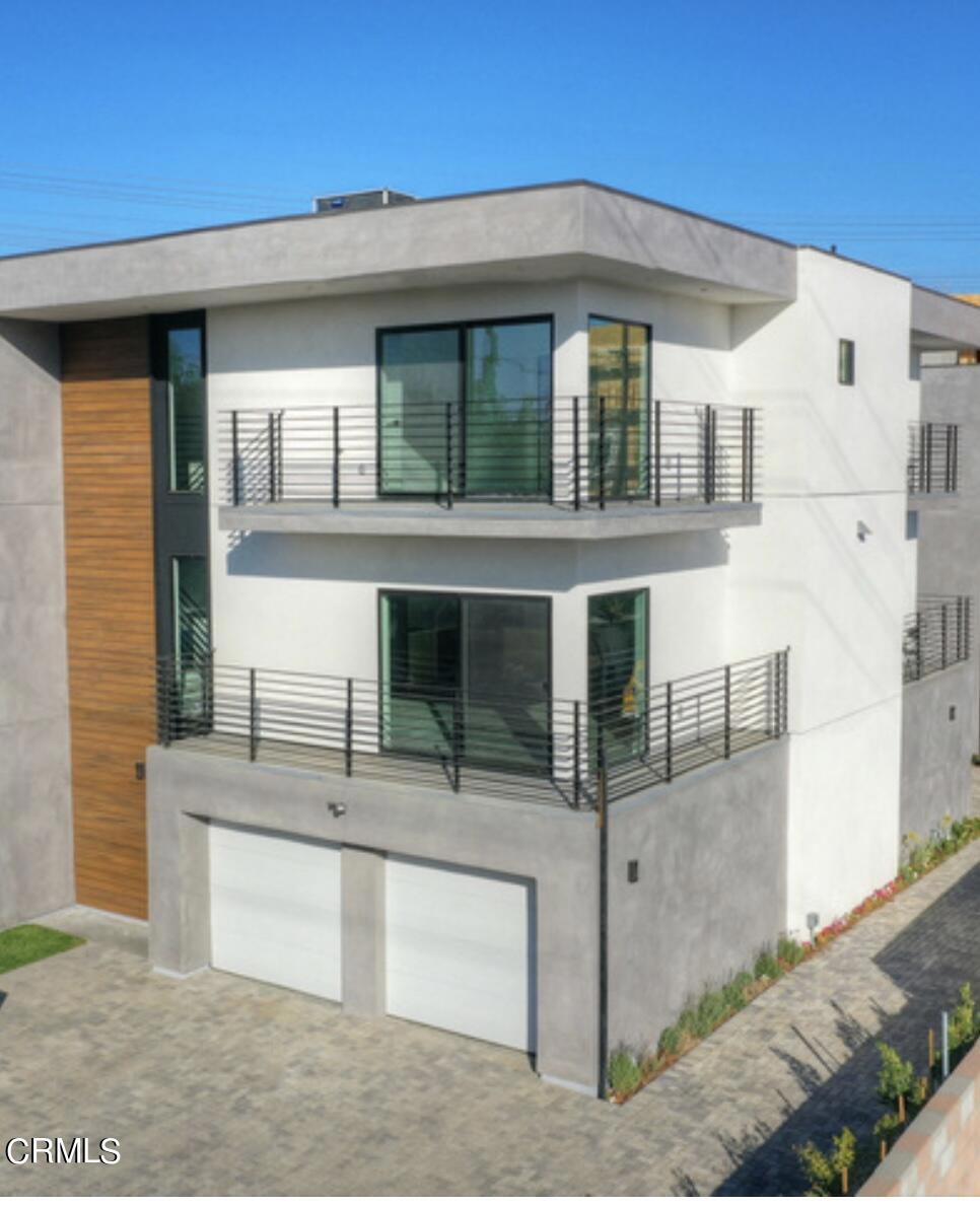 5626 Auckland Avenue