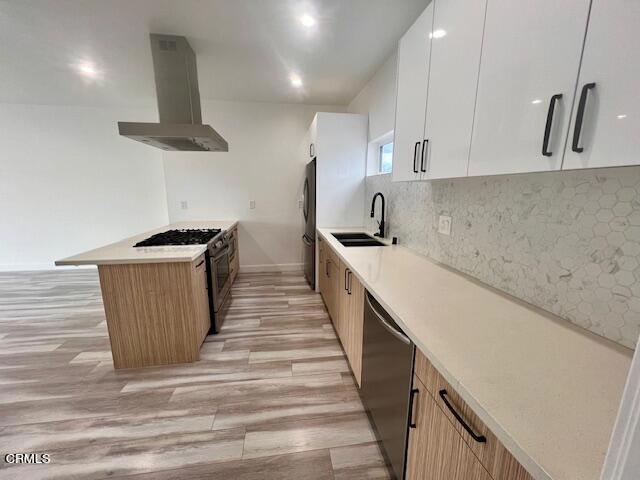 5626 Auckland Avenue