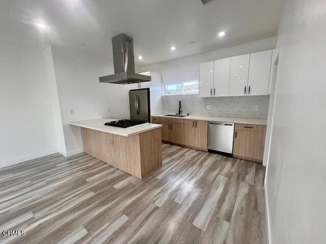 5626 Auckland Avenue