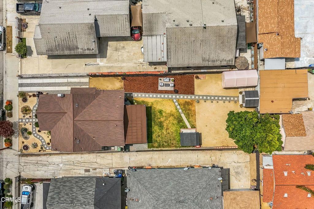 1039 S Eastman Avenue