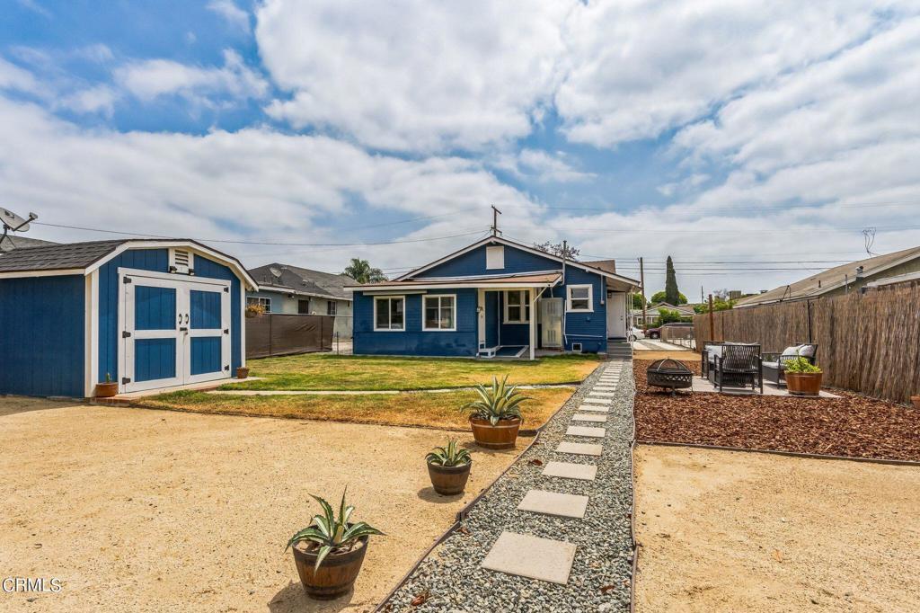 1039 S Eastman Avenue