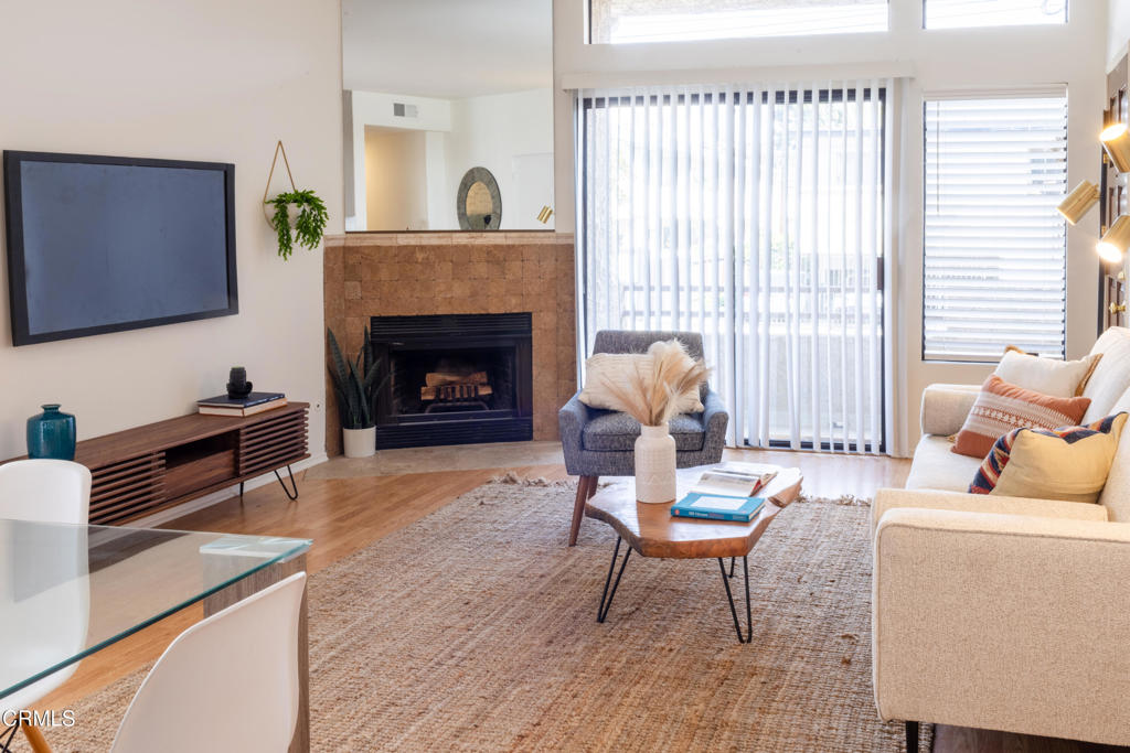 1331 S Saltair Avenue 2