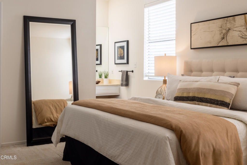 1331 S Saltair Avenue 2