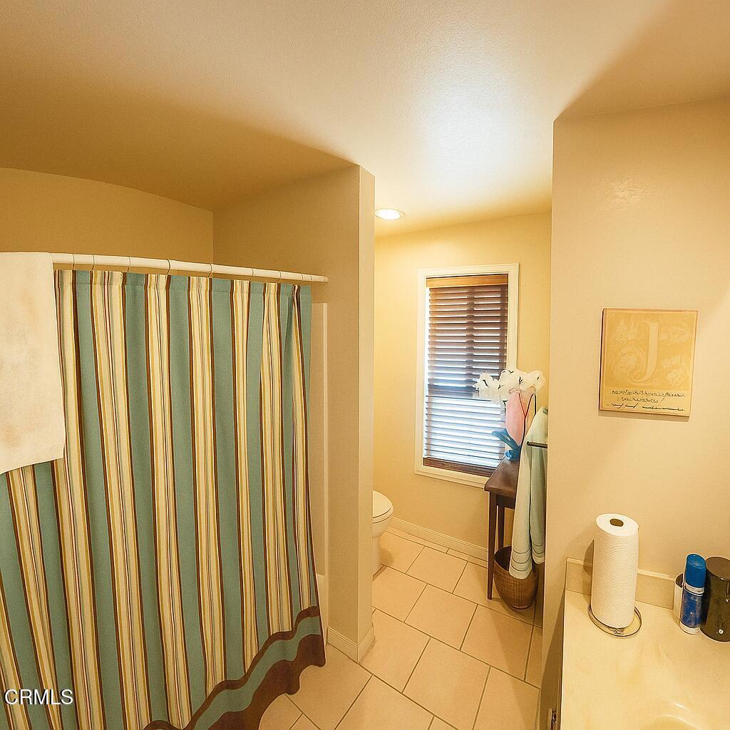 758 W Foothill Boulevard