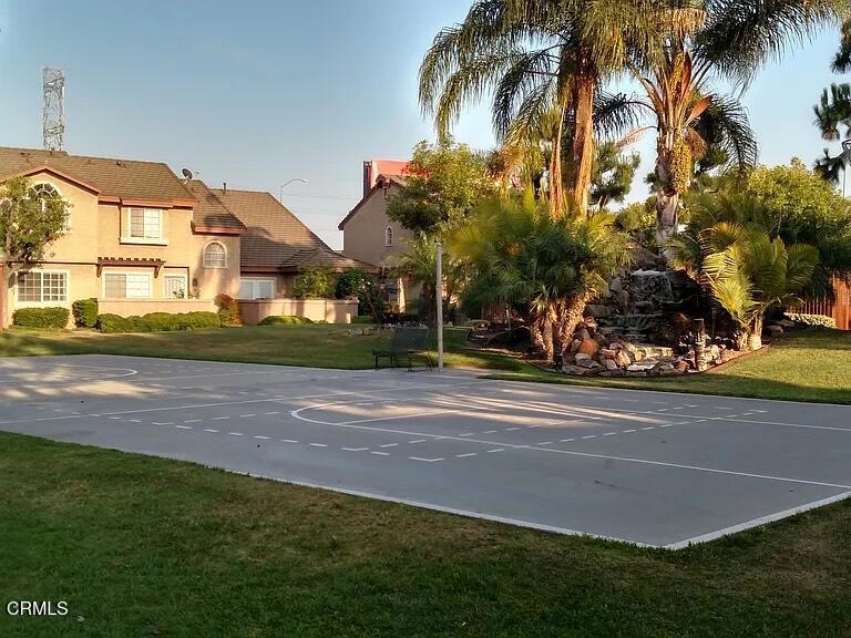 12557 Pinehurst Street