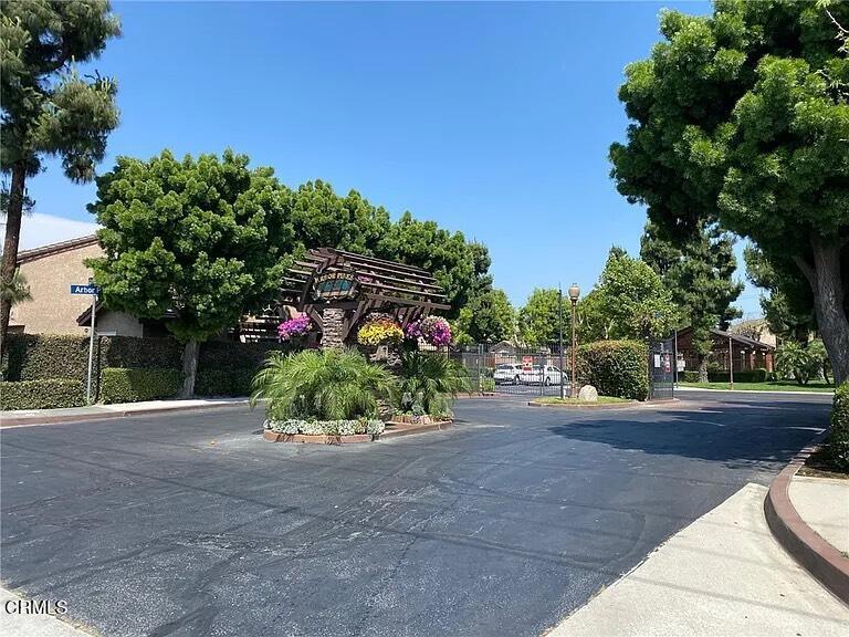 12557 Pinehurst Street