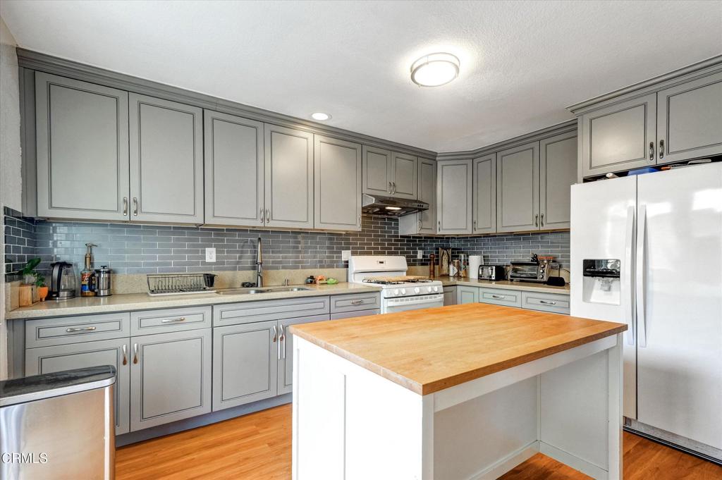 12557 Pinehurst Street