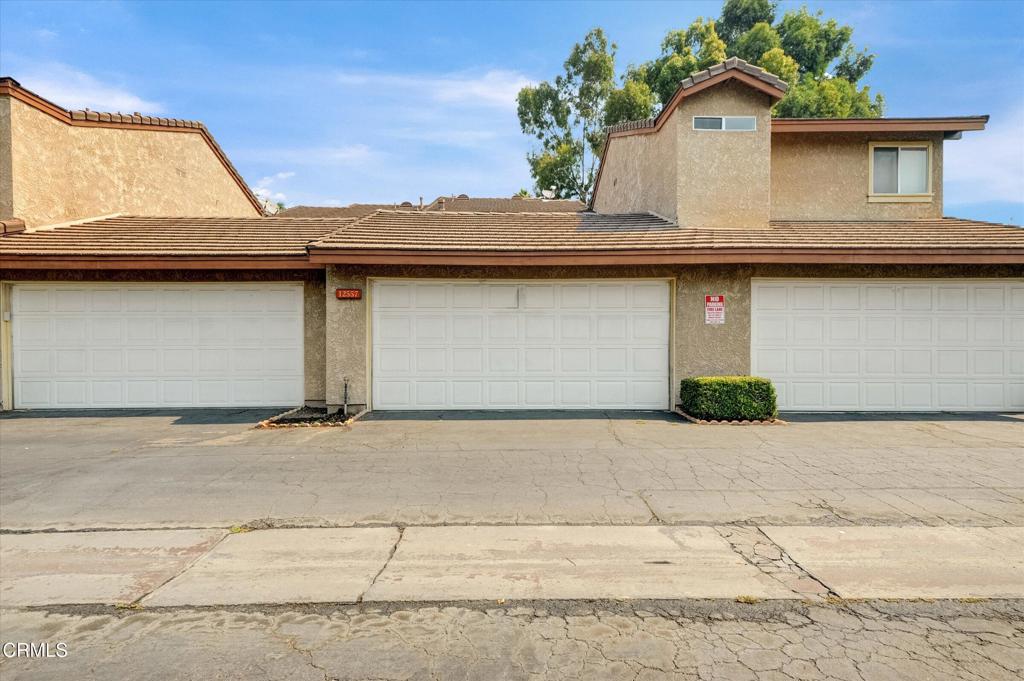 12557 Pinehurst Street