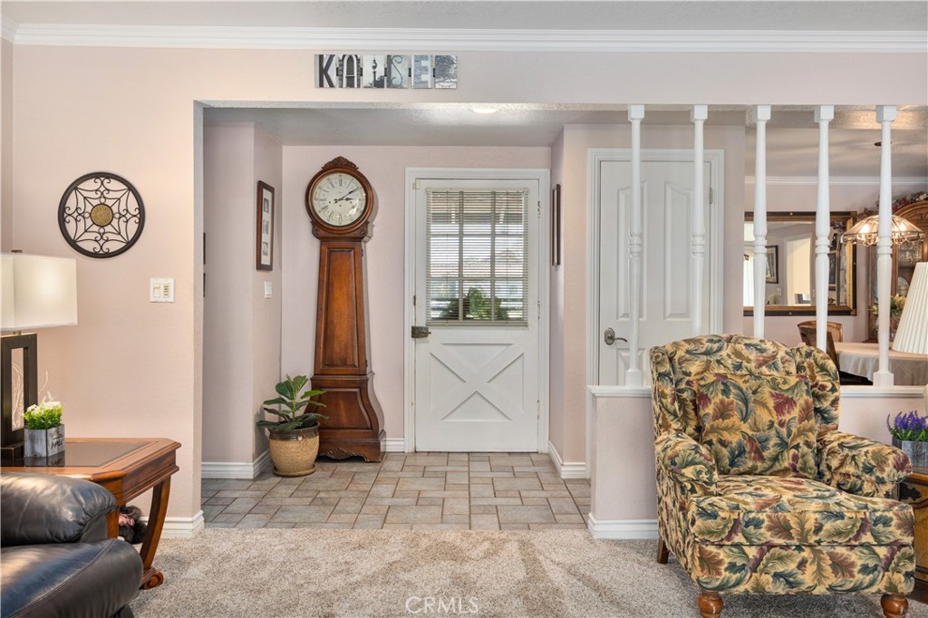 2511 E Oshkosh Avenue