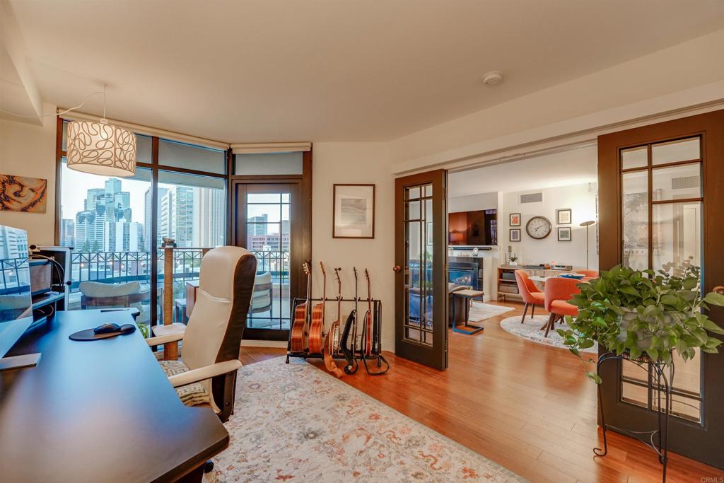 500 W Harbor Drive 903