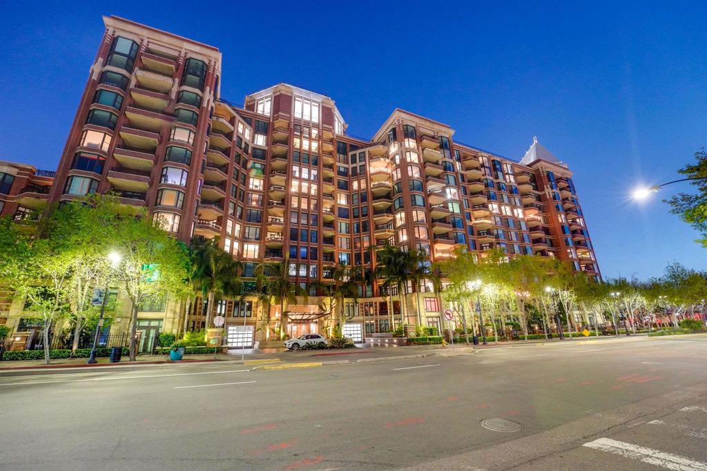 500 W Harbor Drive 903