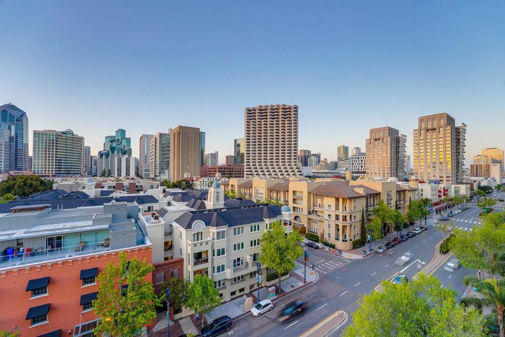 500 W Harbor Drive 903