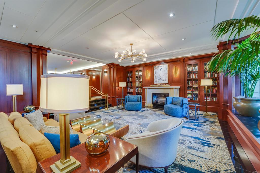 500 W Harbor Drive 903