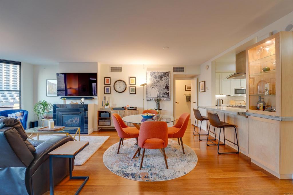 500 W Harbor Drive 903